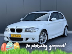 BMW 1-serie - 118I M-Pakket - Schuifdak - Leder - Elek Pakket - Zwarte Hemel