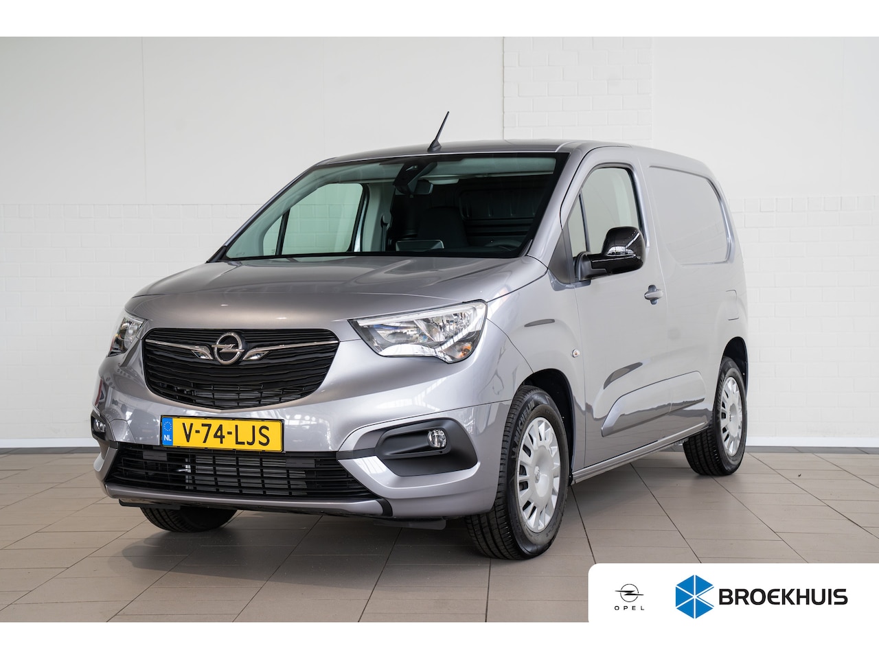 Opel Combo Electric - 136 L1 50kWh | SOH 100% | Navigatie | Camera | Parkeersensoren | Apple Carplay & Android A - AutoWereld.nl