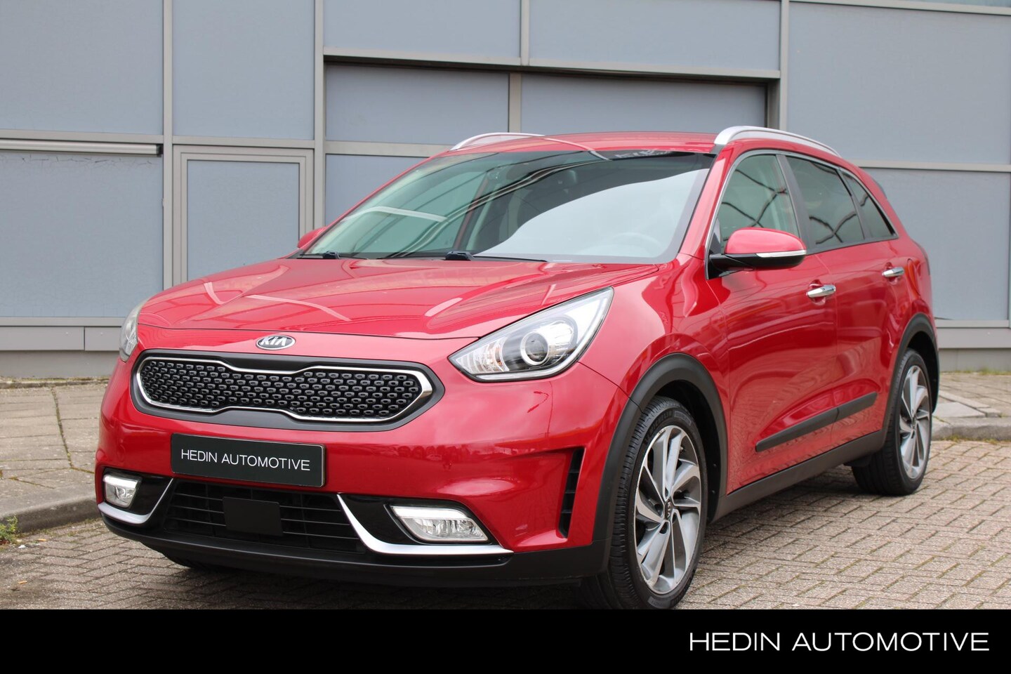 Kia Niro - 1.6 GDi Hybrid ExecutiveLine l Leer l Stoelverwarming l Stuurverwarming l Trekhaak l Stoel - AutoWereld.nl