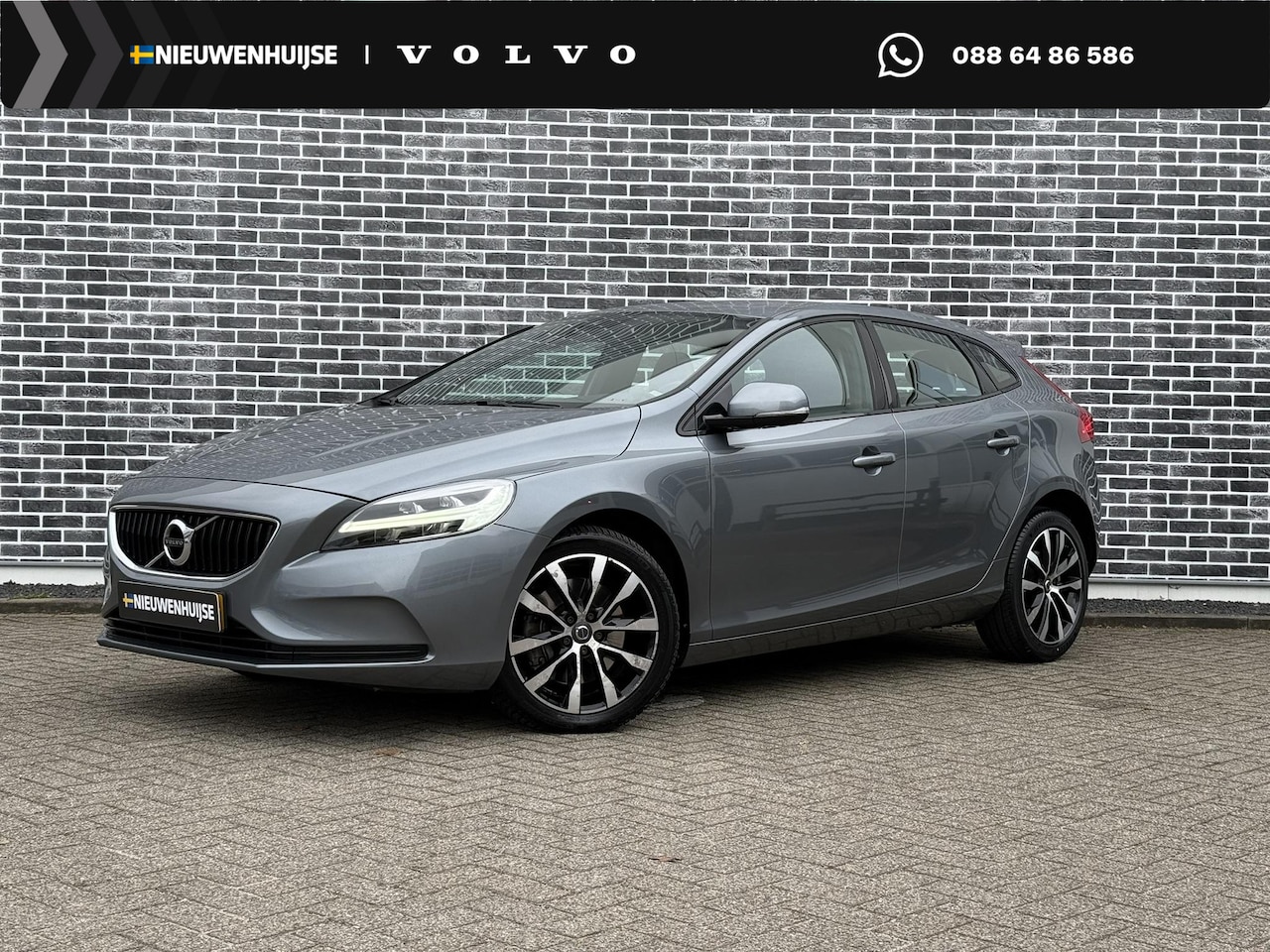 Volvo V40 - 1.5 T3 Dynamic Edition | Navigatie | Stoelverwarming | LED Koplampen | Parkeersensoren | L - AutoWereld.nl