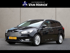 Ford Focus Wagon - 1.0 Ecoboost 125 PK Titanium | Navigatie | Trekhaak
