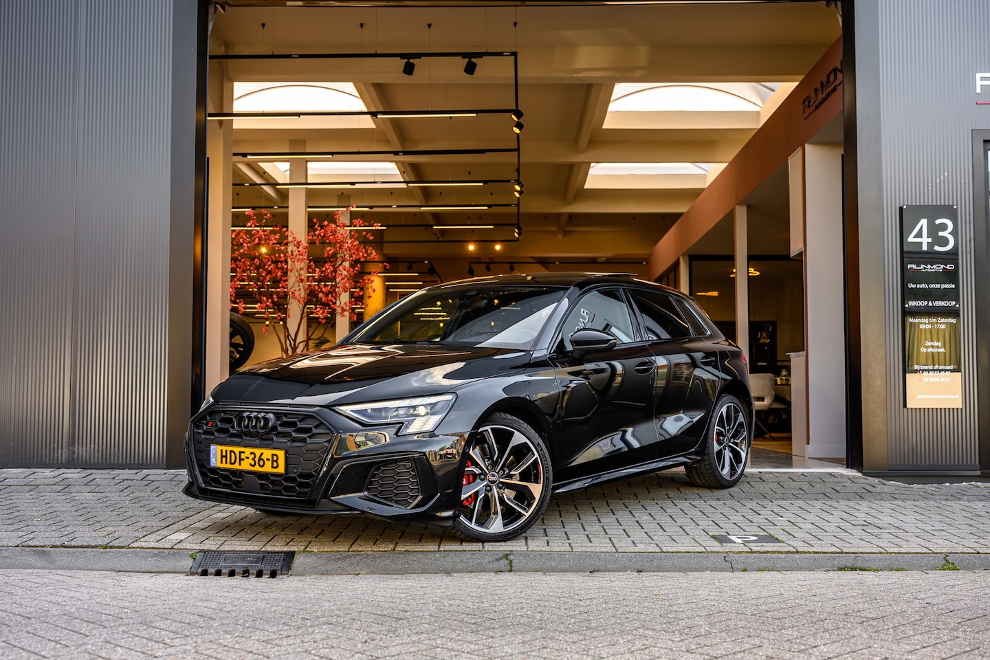 Audi A3 Sportback - 2.0 TFSI S3 quattro Edition One |B&O|Pano|Head-up|Acc|Lane-Assist| - AutoWereld.nl