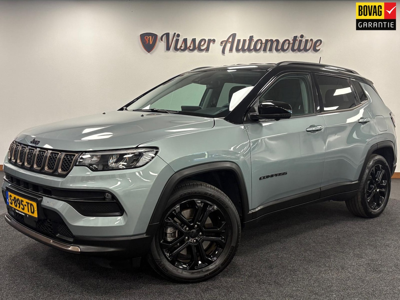Jeep Compass - 4xe 240 Plug-in Hybrid*Black-Edition*Apple CarPlay*NAP*Xenon*360 Camera*Cruise-Control*PDC - AutoWereld.nl