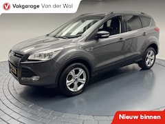 Ford Kuga - 1.6i Titanium Trekhaak-Airco-Navigatie-Cr.contr-Parkeersensoren-Lm17''velgen-Elek.achterkl