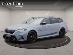 BMW 5-serie Touring - M5, M-Drivers Pack, Panoramadak, B&W Sound, Trekhaak, Carbon Int, Driv. Ass. Prof, Comfort