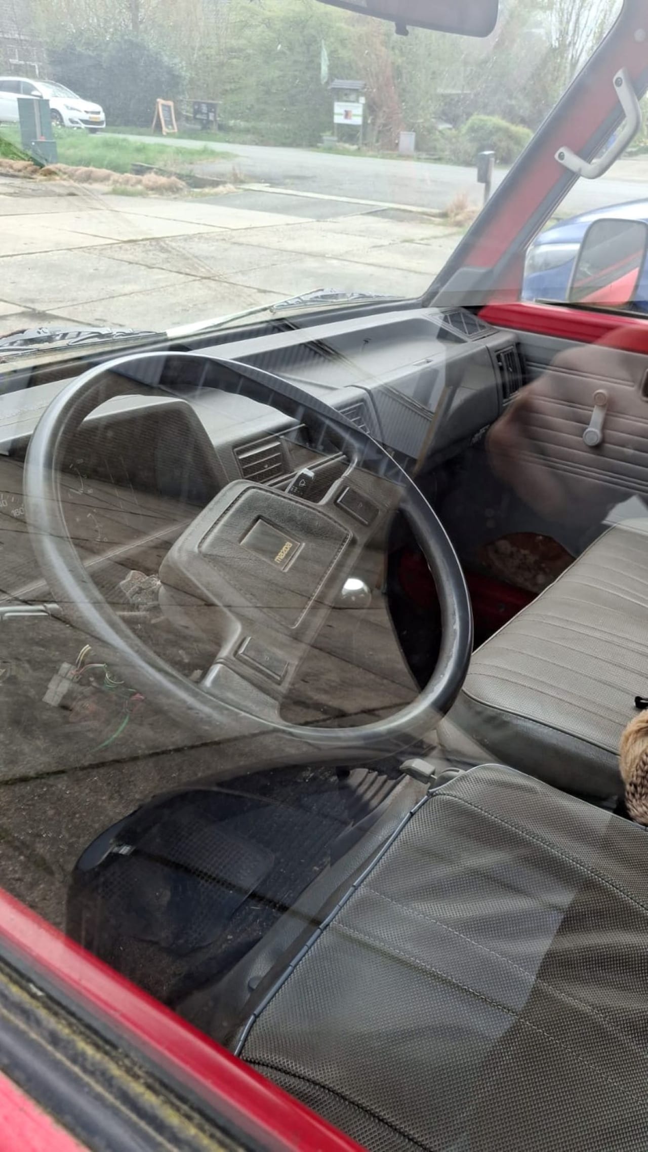 Mazda E-serie - E-2200 nog nette auto