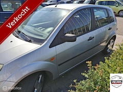 Ford Fiesta - 1.4-16V First Edition