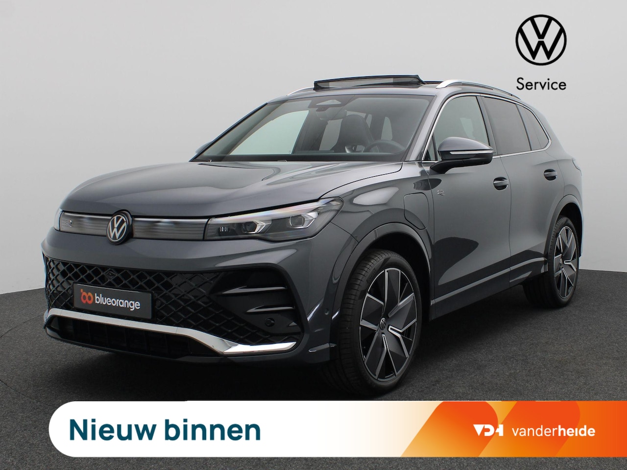 Volkswagen Tiguan - 1.5 eHybrid R-Line Edition 204PK DSG Pano-Schuifdak, Achteruitrijcamera, 20" LM Velgen, Ke - AutoWereld.nl
