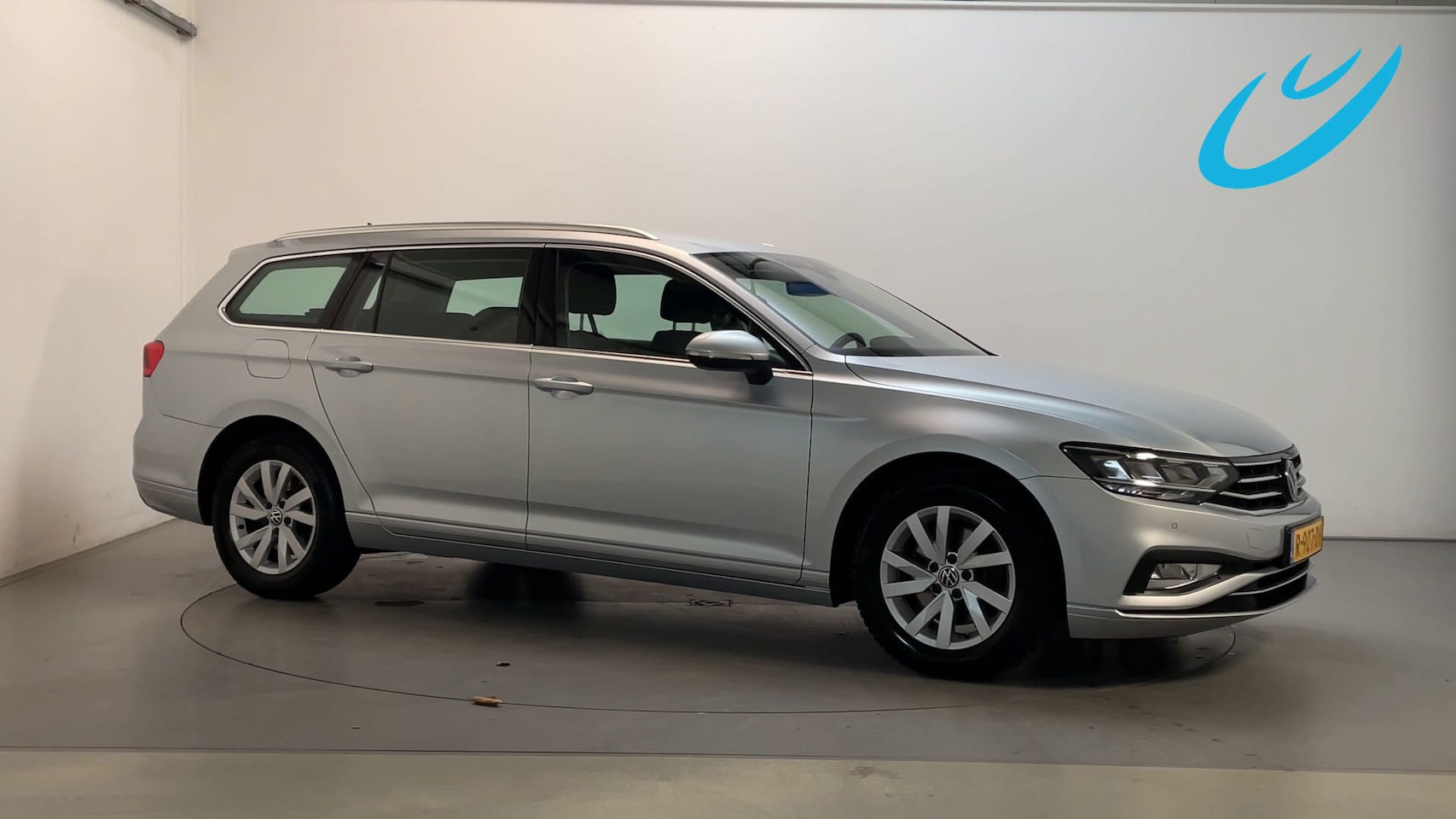 Volkswagen Passat Variant - 1.5 TSI 150pk DSG Business Virtual Cockpit Trekhaak Navigatie App-Connect - AutoWereld.nl