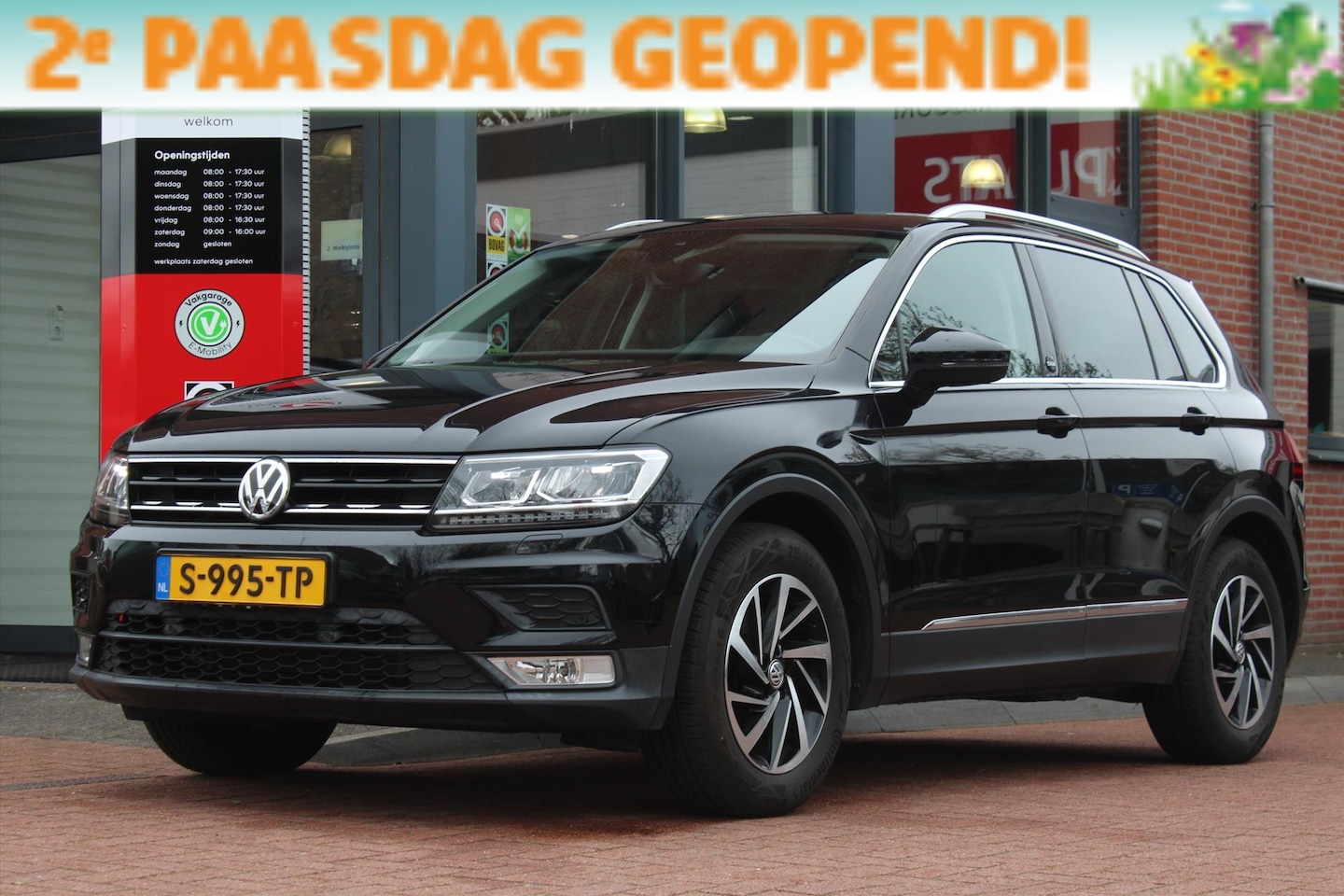 Volkswagen Tiguan - 1.4 TSI *Business* | Trekhaak | Carplay | Adaptive Cruise & Climate Control | Stoelverwarm - AutoWereld.nl