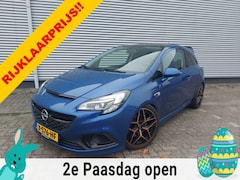 Opel Corsa - 1.6 Turbo OPC Nurnberg Edit. airco, cruisecontrol, parkeersensoren achter, panoramadak,