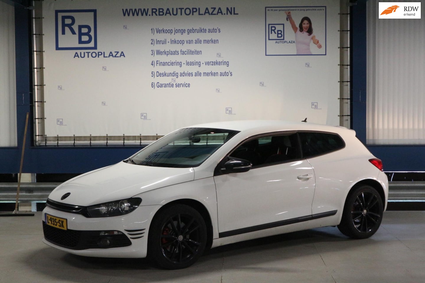 Volkswagen Scirocco - 1.4 TSI / Automaat / CARPLAY / Leuke wagen ! ! ! - AutoWereld.nl