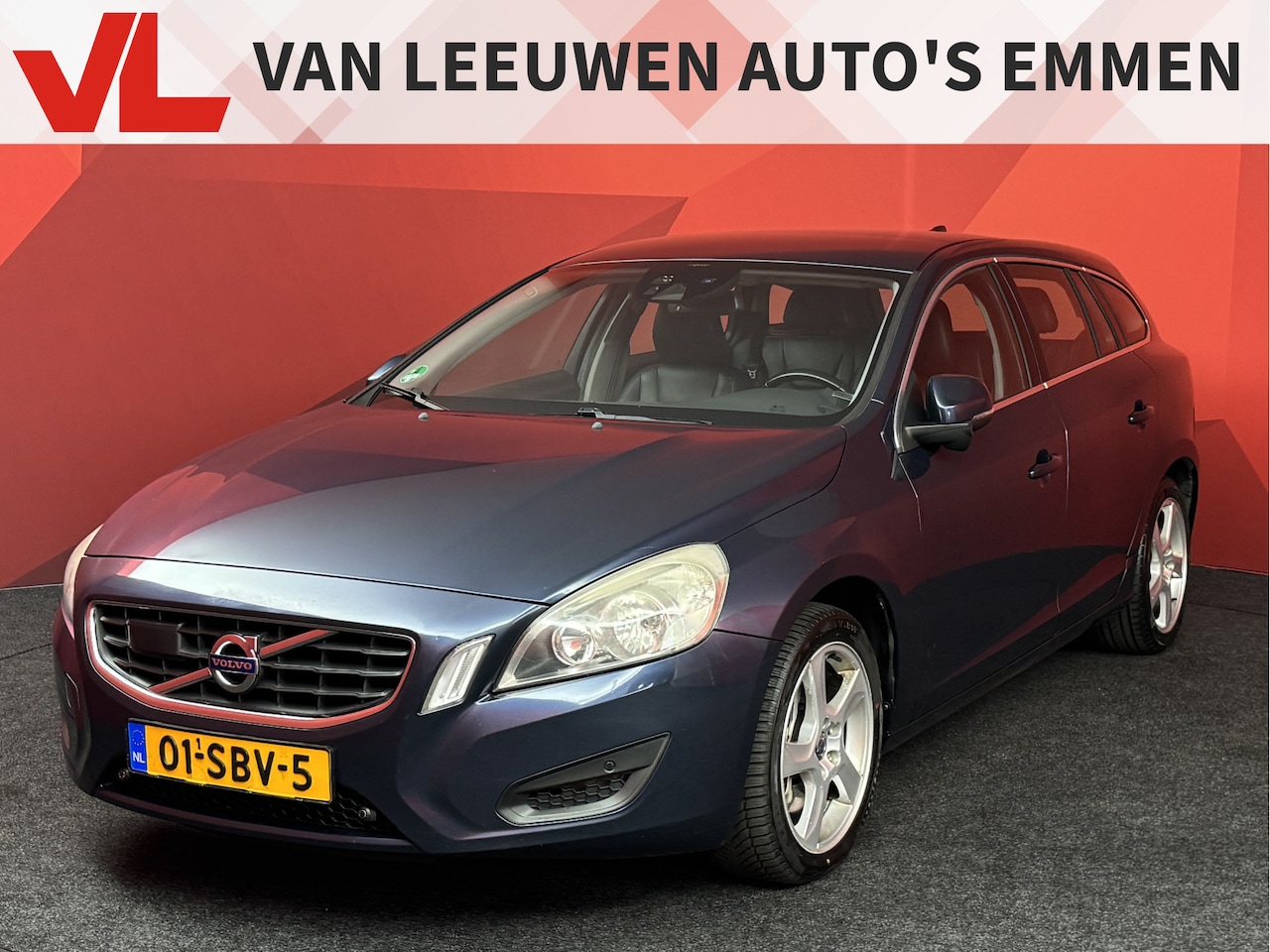 Volvo V60 - 2.0T Momentum | Leer | Automaat | Trekhaak | APK 01-08-2026 | - AutoWereld.nl