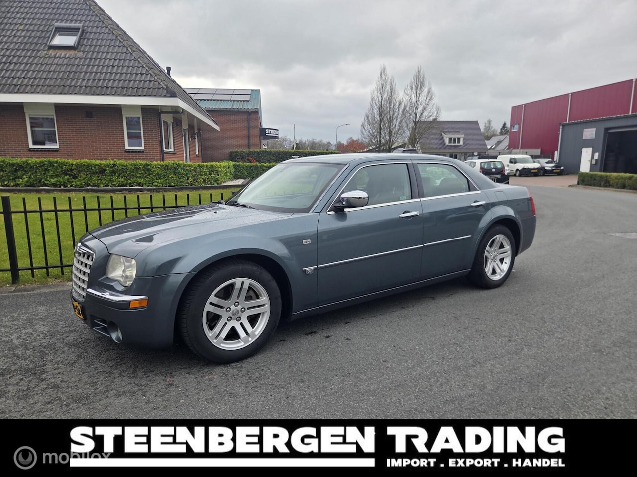 Chrysler 300C - 5.7 V8 HEMI GOED ONDERHOUDEN/SCHERPE PRIJS - AutoWereld.nl