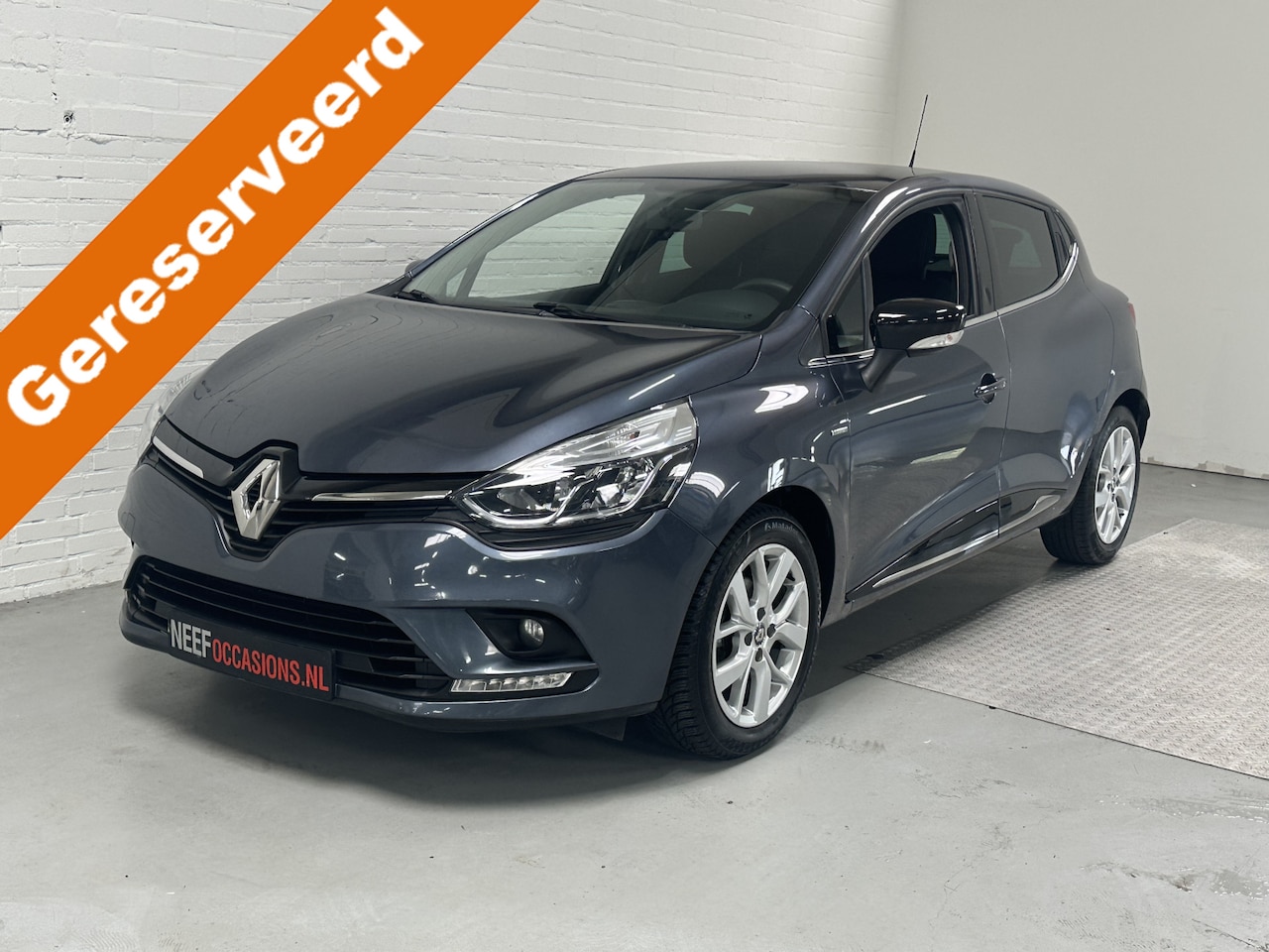 Renault Clio - 0.9 TCe Zen Airco / Cruise / Navi / Lmv - AutoWereld.nl