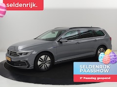 Volkswagen Passat Variant - 1.4 TSI PHEV GTE | Stoelverwarming | Trekhaak | Massage | Camera | Carplay | Keyless | Mat