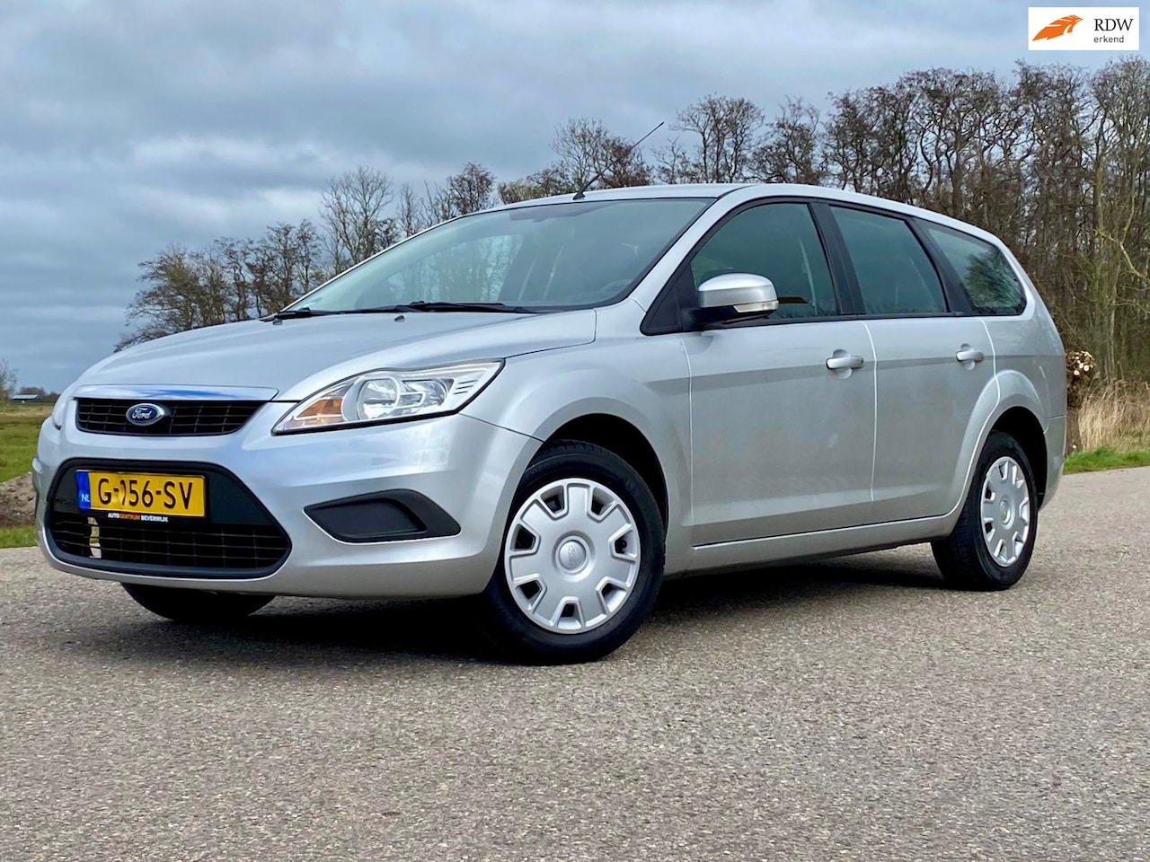 Ford Focus Wagon - 1.6 Trend Airco Cruise Control NIEUWE APK TREKHAAK NAP - AutoWereld.nl