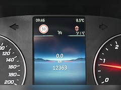 Mercedes-Benz Sprinter - 317 CDI L2 RWD Pro DC 3500kg Trekhaak, MBUX met camera, Etc