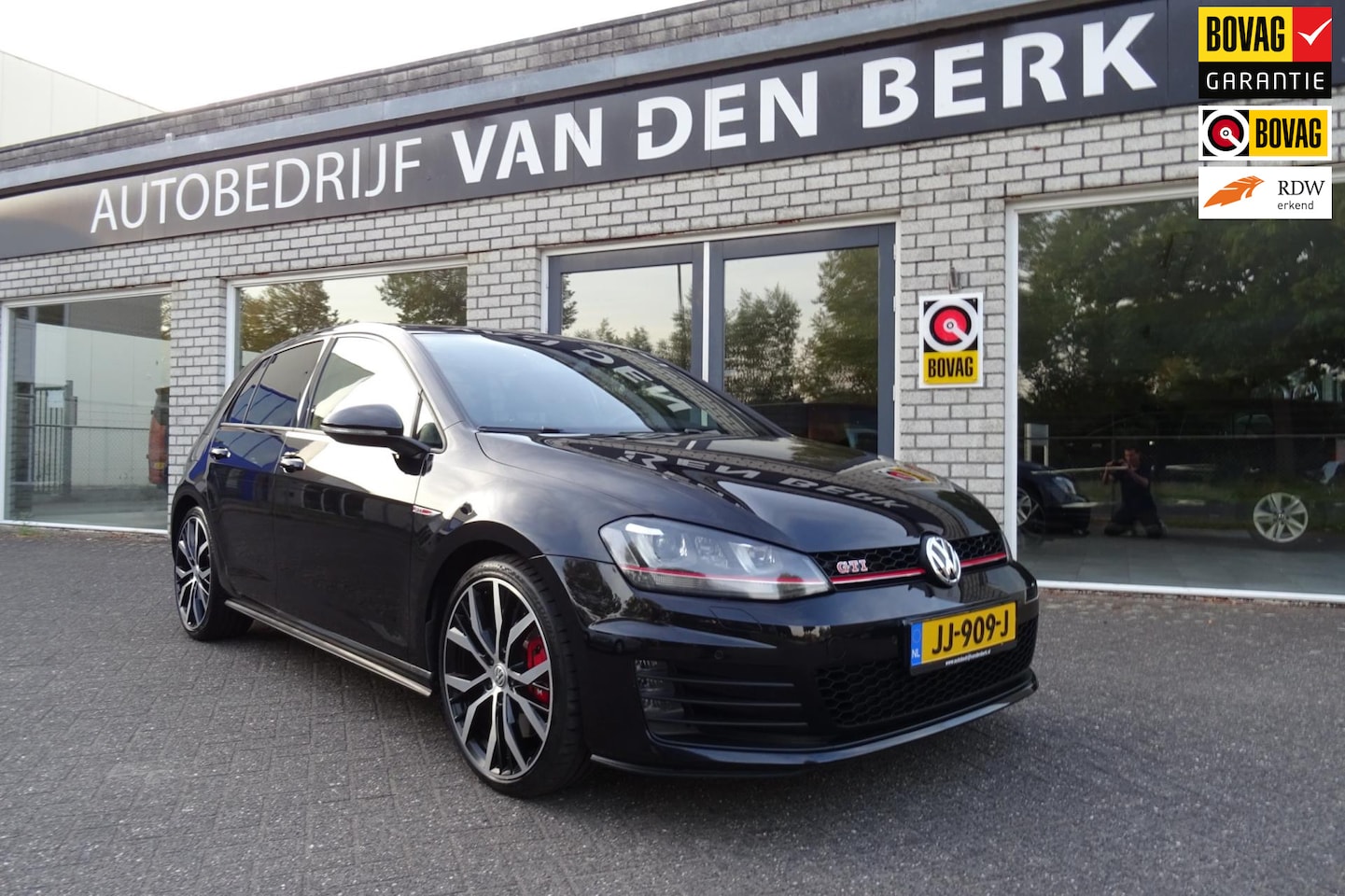 Volkswagen Golf - 2.0 TSI GTI Performance / Pano / NL auto ! - AutoWereld.nl