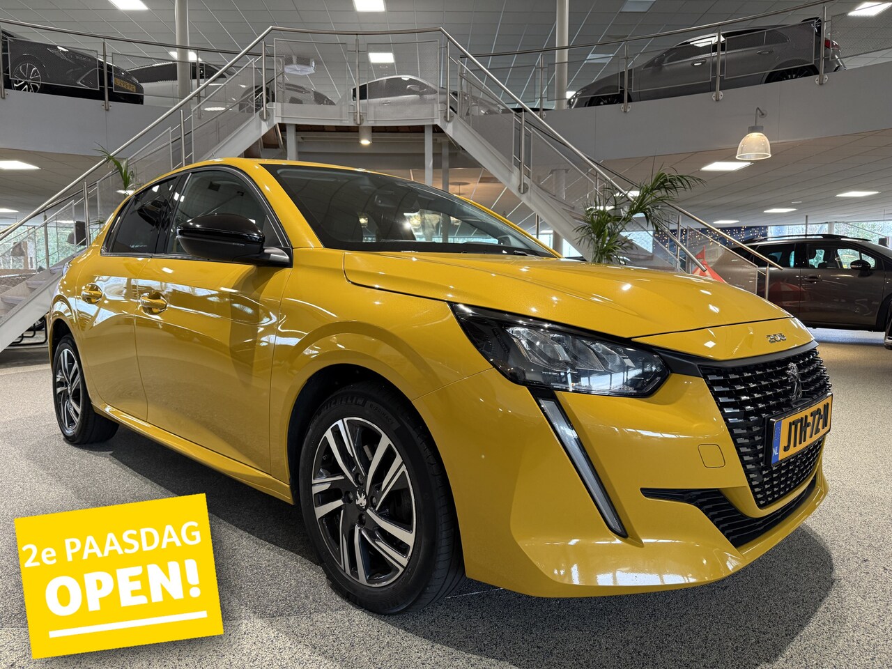 Peugeot 208 - 1.2 100pk Allure Pack, Achteruitrijcamera, Stoelverwarming - AutoWereld.nl