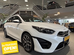 Kia Cee'd Sportswagon - Ceed 1.6 GDI PHEV ExecutiveLine, Pano, Leder, Stoelkoeling