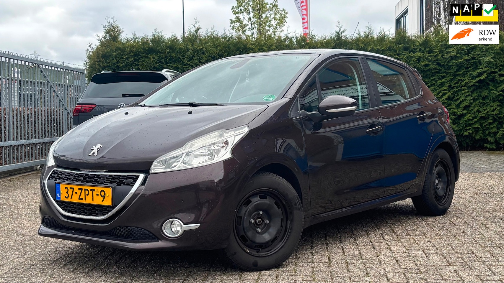Peugeot 208 - 1.2 Vti Envy 1.2 VTi Envy, Navi, Nap, Apk, Airco, Pdc, LEES TEKST!! - AutoWereld.nl