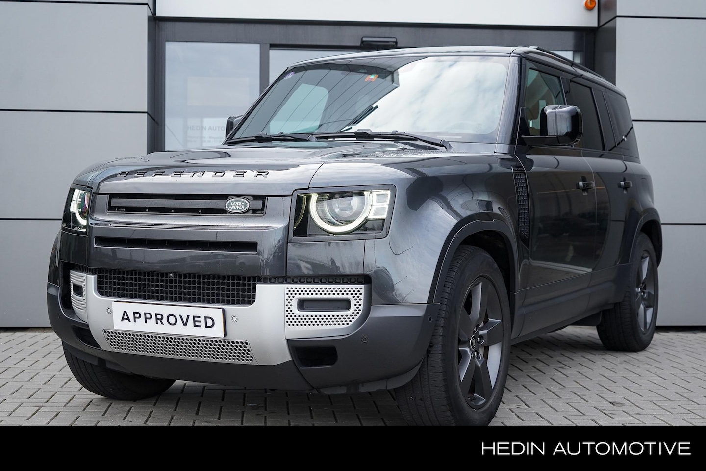 Land Rover Defender 110 - 2.0 P400e 110 SE Fabrieksgarantie t/m 08-2028 - Schuif/Kantel Dak- Ladder - AutoWereld.nl