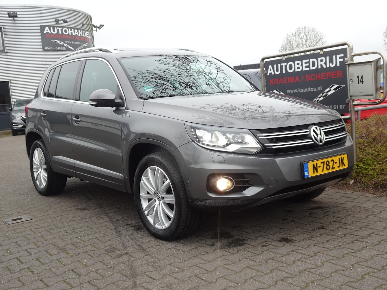 Volkswagen Tiguan - 2.0 TDI 4x4 Sport&Style - AutoWereld.nl