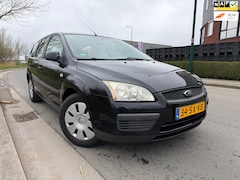 Ford Focus Wagon - 1.6-16V Champion BJ 2006 AIRCO-CRUISE/CONTROL/APK NIEUW