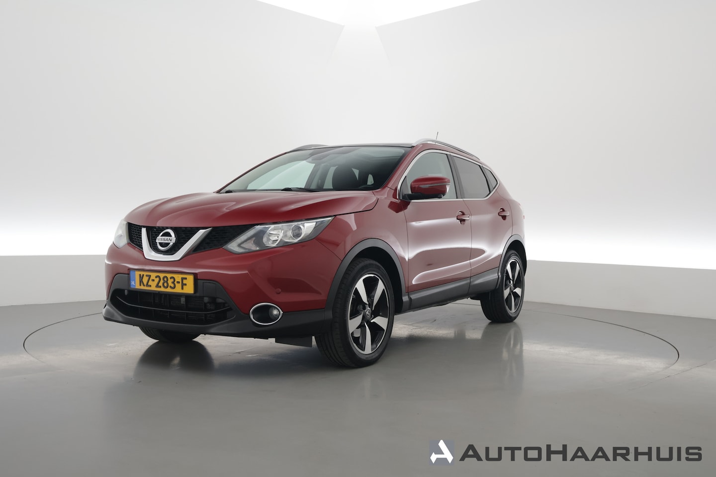 Nissan Qashqai - 1.2 N-Connecta | Panoramadak | Trekhaak | 360cam | Lane Assist | Cruise Control | 18"  con - AutoWereld.nl