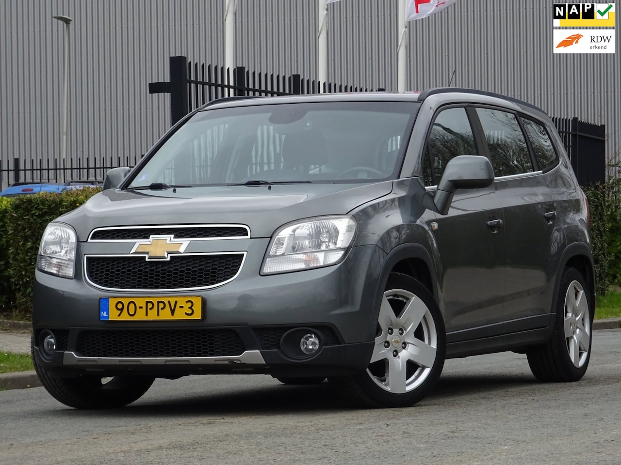 Chevrolet Orlando - 1.8 LTZ 7-PERSOONS NAP/NAVI/AC/CRUISE/PDC - AutoWereld.nl