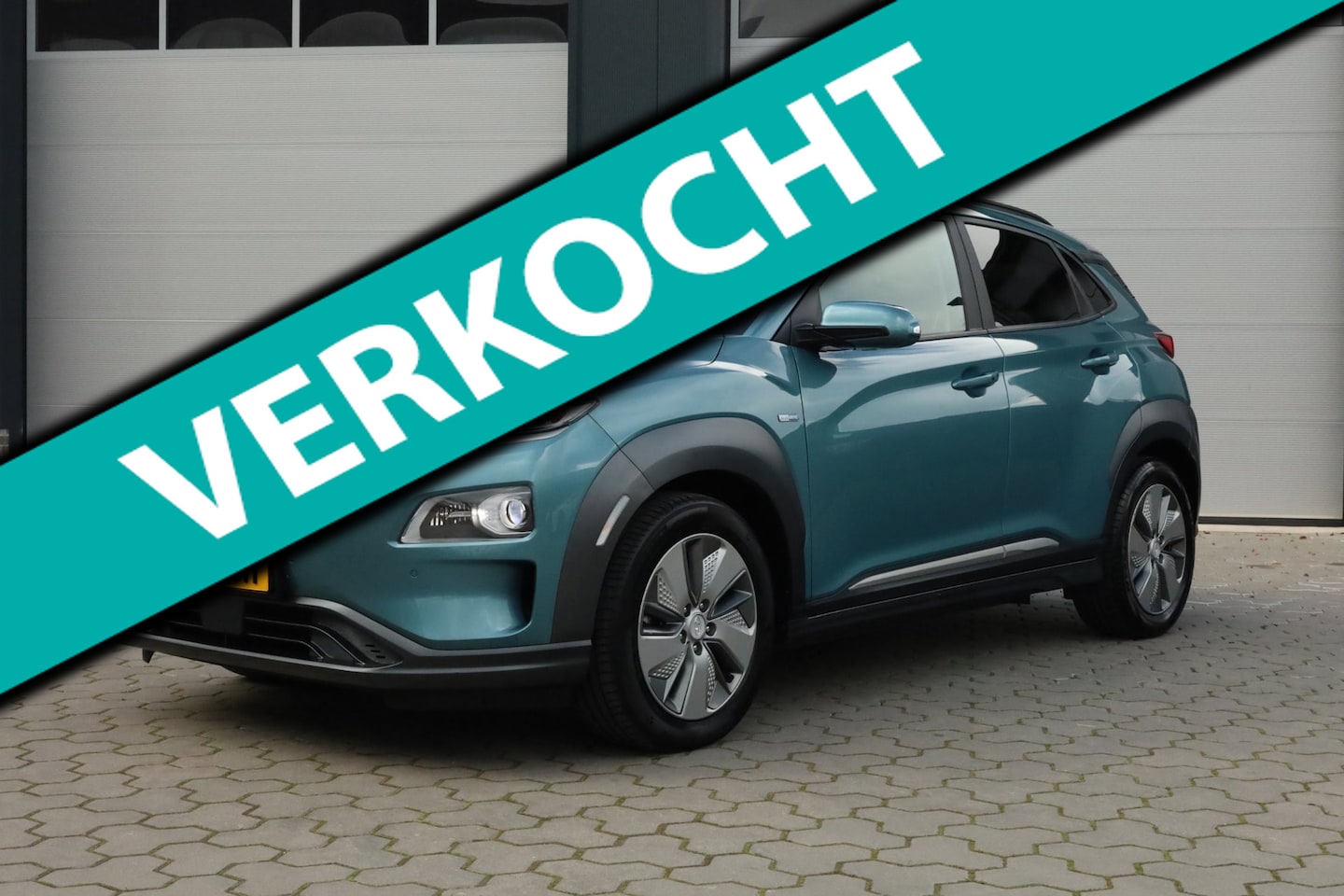 Hyundai Kona Electric - EV Premium 64 kWh Schuifdak Keyless Carplay - AutoWereld.nl