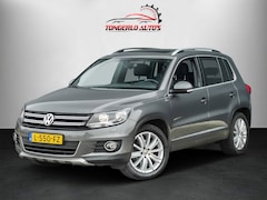 Volkswagen Tiguan - 1.4 TSI R-Line Edition Trekhaak Pano Pdc Cruise Stoelverw. Clima 18´´LM