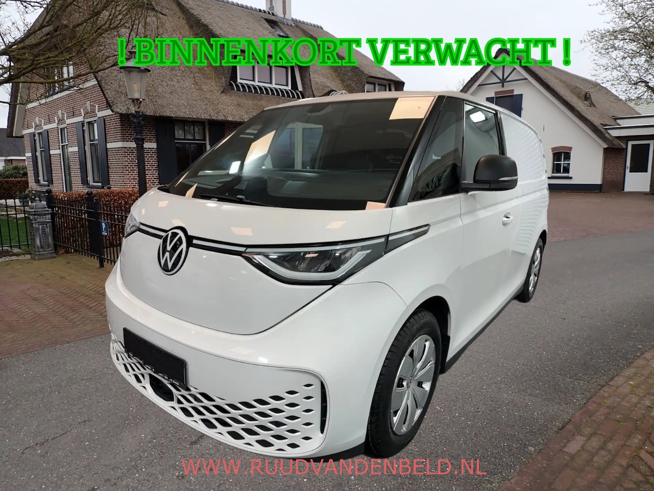 Volkswagen ID. Buzz Cargo - 77kWh 94%SOH 3-ZITS / TREKHAAK / LED / ADAPTIEVE CRUISE / CARPLAY - AutoWereld.nl