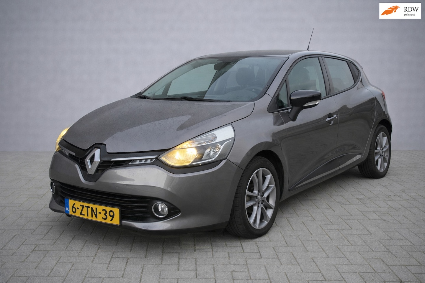 Renault Clio - 0.9 TCe ECO Night&Day - Inkl beurt en nieuwe apk - AutoWereld.nl