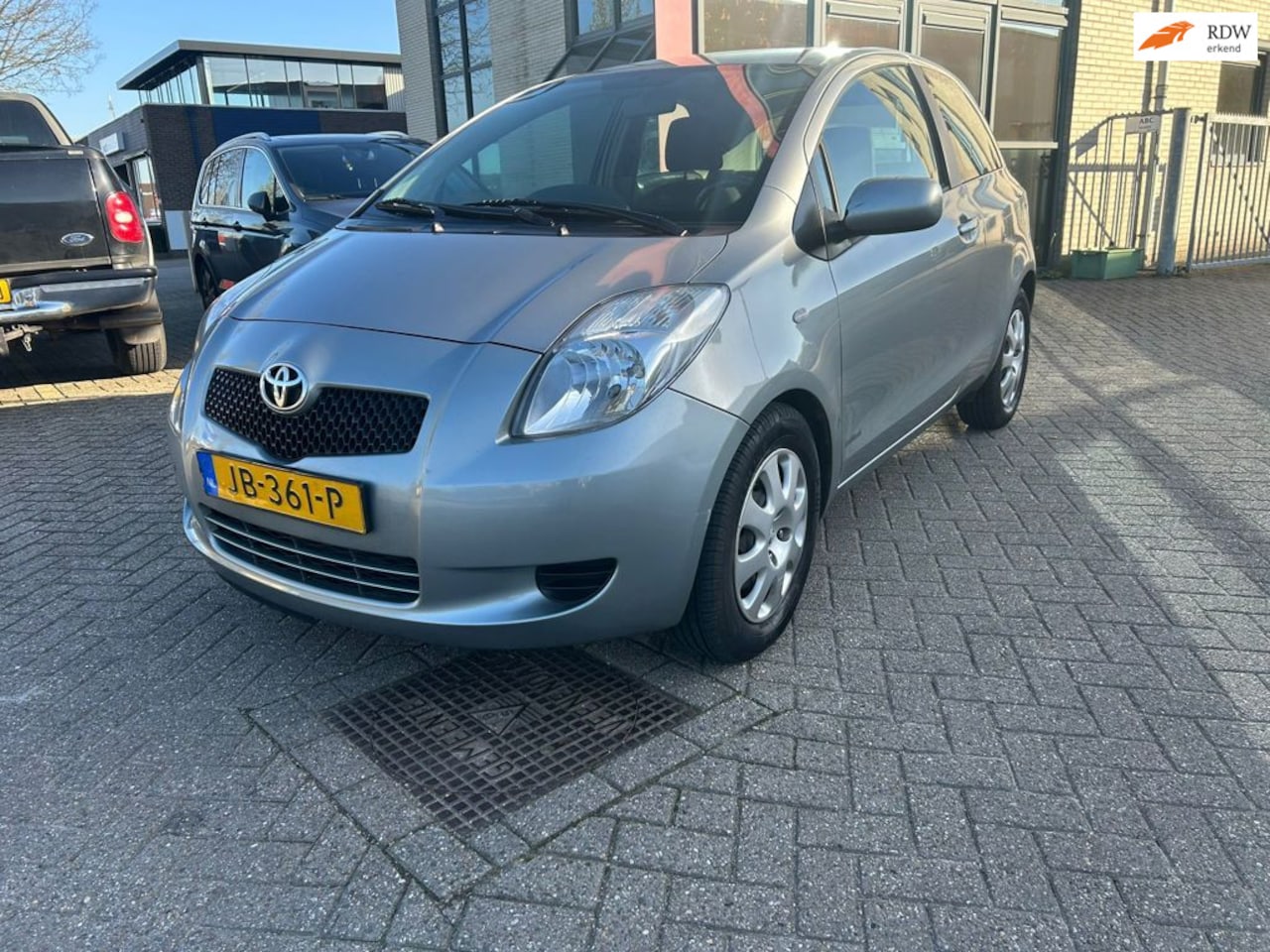 Toyota Yaris - 1.3 VVTi Terra Bj.2007 Kmst.296928 met APK tot 26-03-2027 - AutoWereld.nl