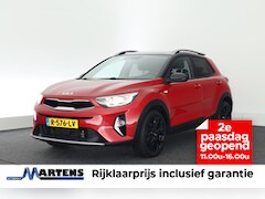 Kia Stonic - 1.0 T-GDi 101pk MHEV DynamicLine Stoelverwarming Camera Navigatie