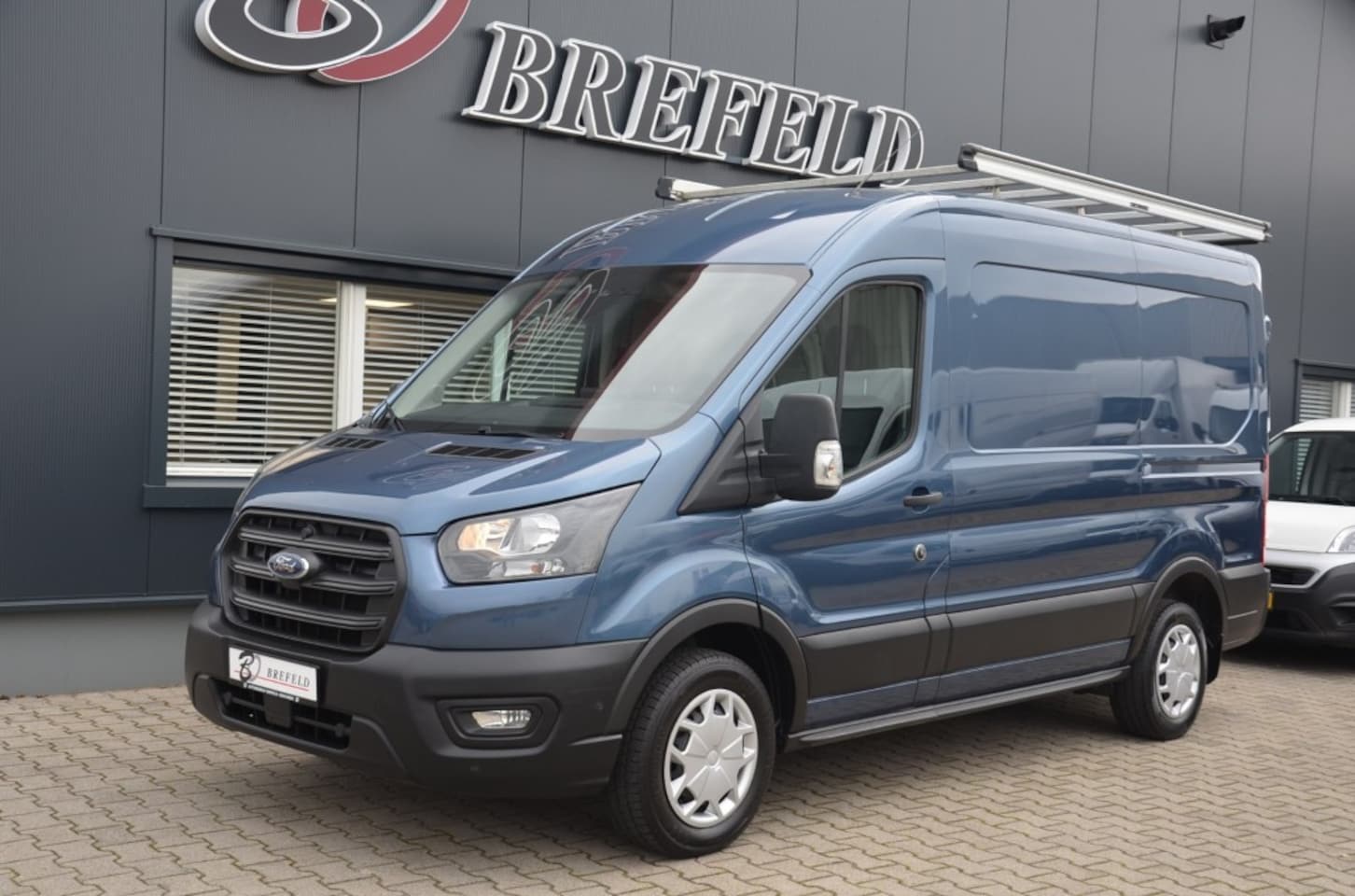 Ford Transit - 350 2.0 TDCI L3H2 Automaat - AutoWereld.nl