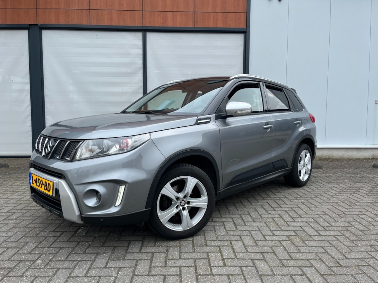 Suzuki Vitara - 1.4 Boosterjet All-grip + camera + trekhaak - AutoWereld.nl