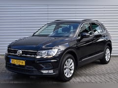 Volkswagen Tiguan - 1.4 TSI DSG COMFORTLINE / PDC V+A / NAVI / P.GLASS