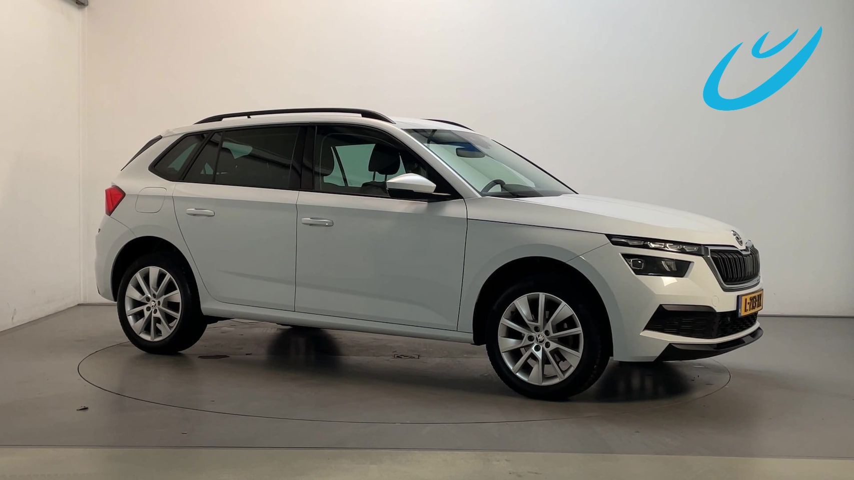 Skoda Kamiq - 1.0 TSI 110pk Business Edition Parkeersensoren Stoelverwarming App-Connect DAB+ - AutoWereld.nl