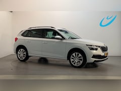 Skoda Kamiq - 1.0 TSI 110pk Business Edition Parkeersensoren Stoelverwarming App-Connect DAB+
