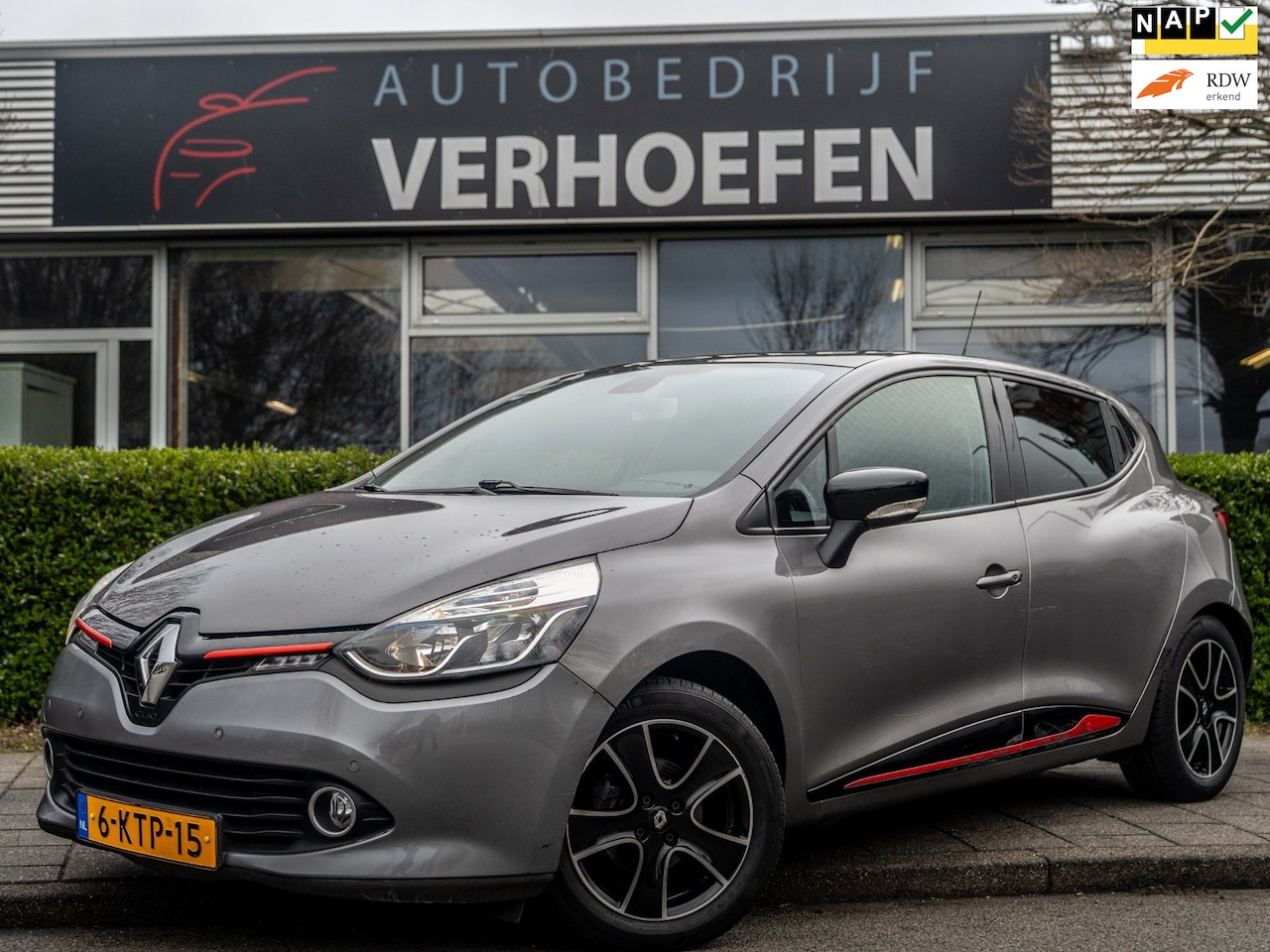 Renault Clio - 0.9 TCe Dynamique - PARKEERCAMERA - NAVIGATIE - TREKHAAK - CRUISE / CLIMATE - R-LINK - AutoWereld.nl