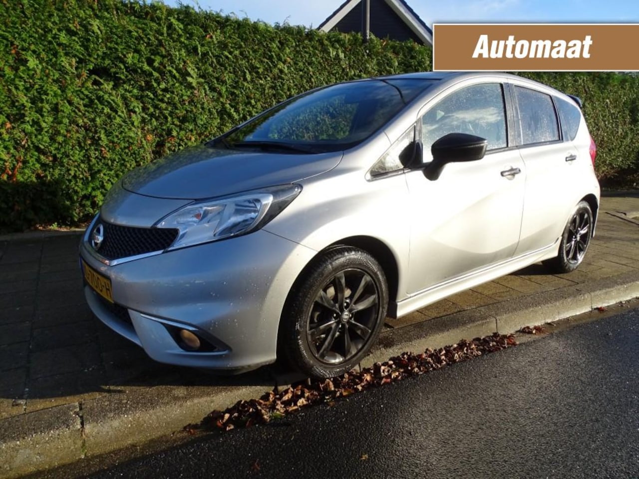 Nissan Note - 1.2 DIG-S BLACK ED-Airco-Navi-Blth-Cruise--PDc - AutoWereld.nl