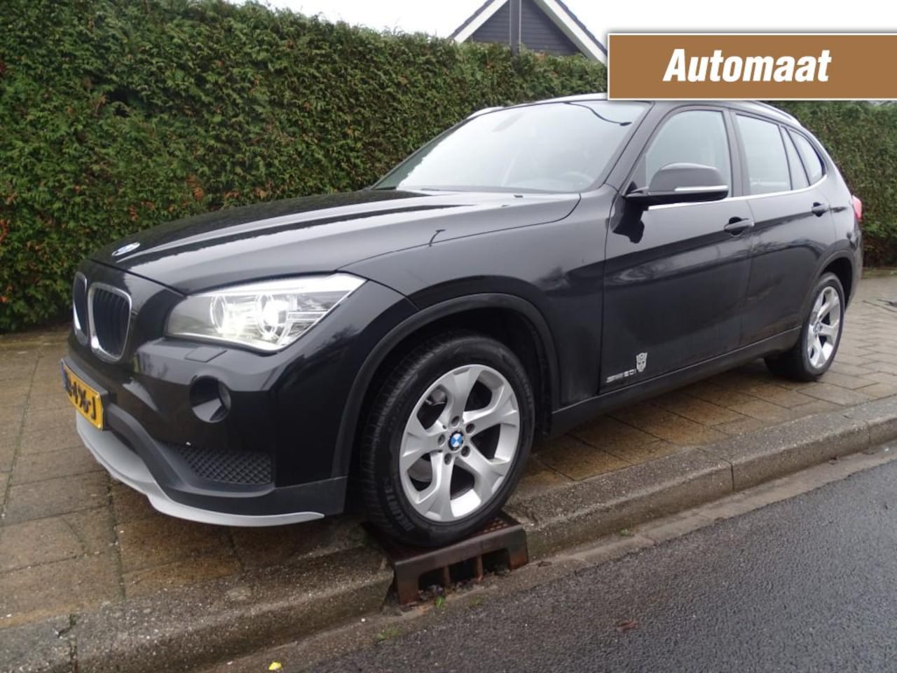 BMW X1 - SDRIVE20I EXECUTIVE-Navi-Blth-Cruise-Clima - AutoWereld.nl