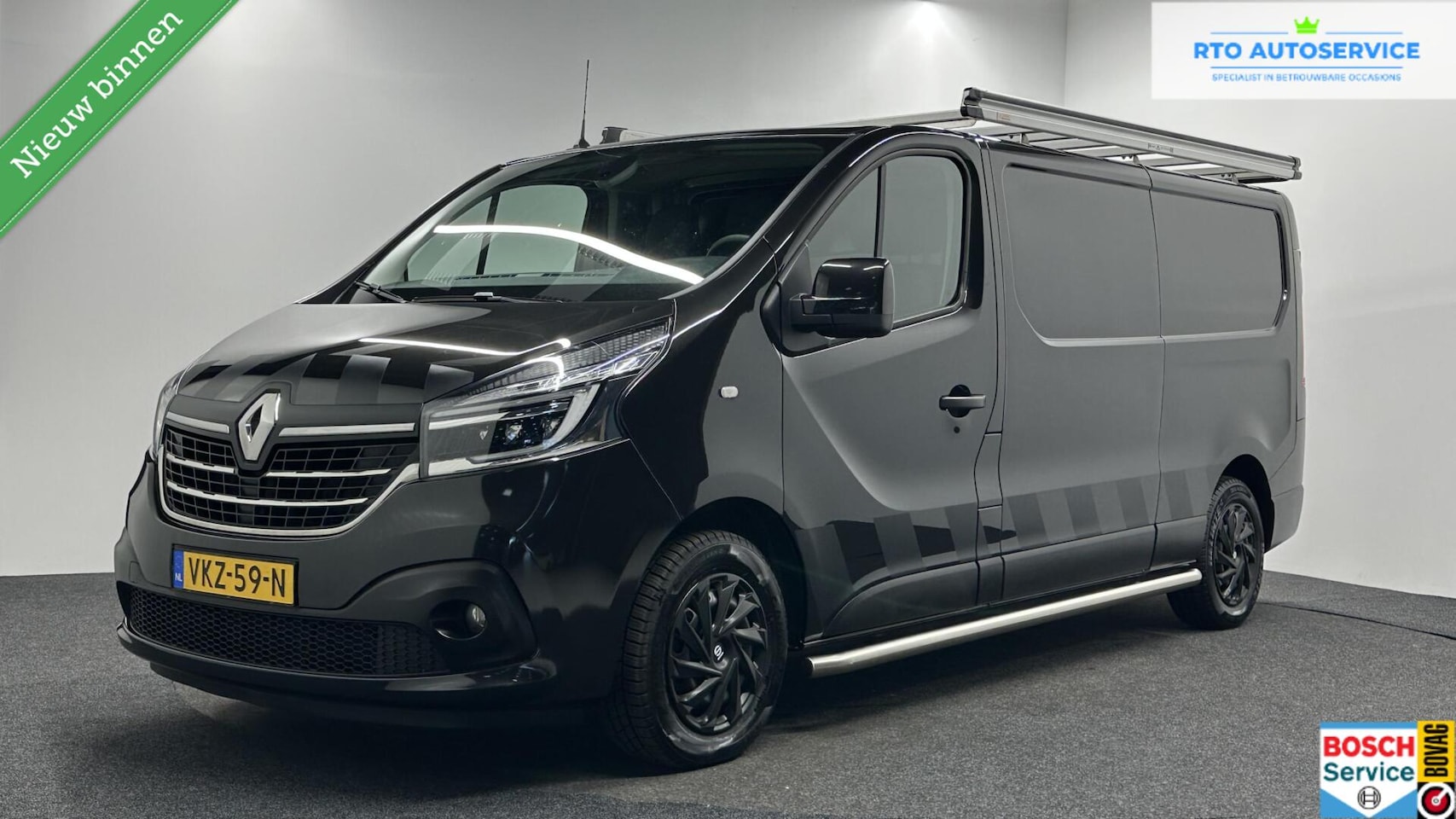 Renault Trafic - bestel 2.0 dCi 120 T29 L2H1 Business AIRCO TREKHAAK CRUISE. - AutoWereld.nl