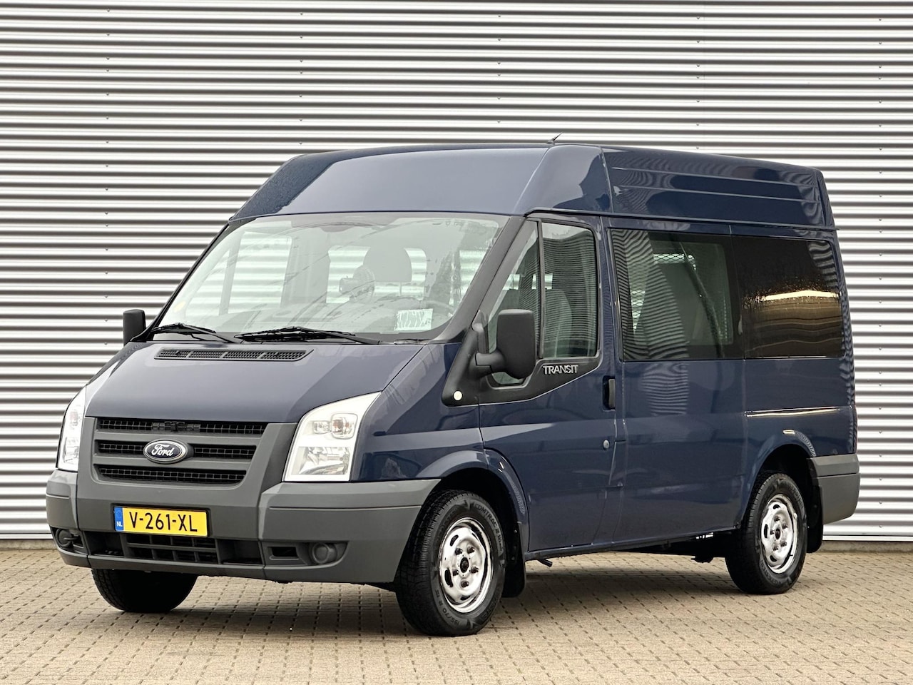 Ford Transit - 300S 2.2 TDCI Ambiente Rolstoelbus - AutoWereld.nl