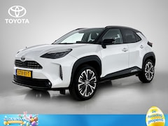 Toyota Yaris Cross - 1.5 Hybrid 130 Executive | BTW Voertuig | Stoelverwarming | Achteruitrijcamera | Onderweg