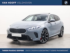 BMW 1-serie - 120 High Executive M Sport Automaat / Panoramadak / Sportstoelen / Adaptieve LED / Comfort