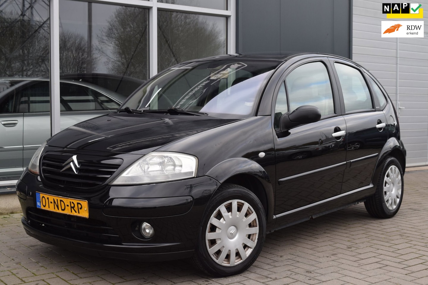 Citroën C3 - 1.4i Exclusive | Clima | Cruise | Pano | APK 3-2027 - AutoWereld.nl